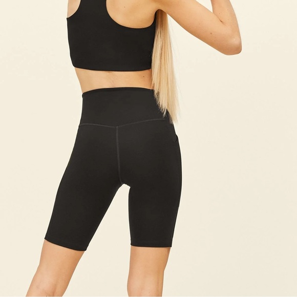 Girlfriend Collective Black High-Rise Pocket Bike Short - Picture 3 of 6